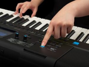 Yamaha PSR-E473
