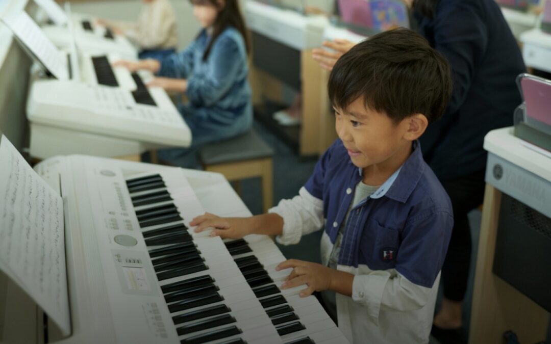 10 ประโยชน์ของดนตรีต่อเด็ก: พัฒนาการทางสมอง ภาษา สุขภาวะ ครบ!